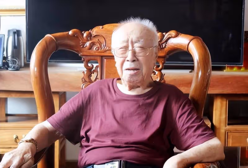 「胡漢三」劉江：紅了反派，兩次患癌，95歲睡夢中死去