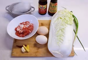 蛋餃白菜煲—金玉滿堂