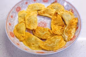 蛋餃白菜煲—金玉滿堂