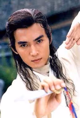 7位一眼萬年的男演員,個個帥到窒息,有人靠一個角色吃一輩子