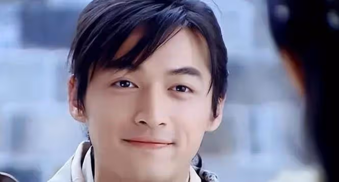 7位一眼萬年的男演員,個個帥到窒息,有人靠一個角色吃一輩子