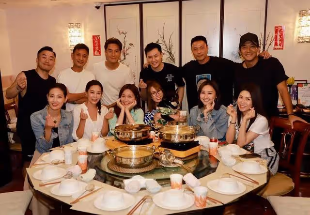 否認避見前女友缺席聚會，TVB上位小生踩墊子與視帝對戲壓力大