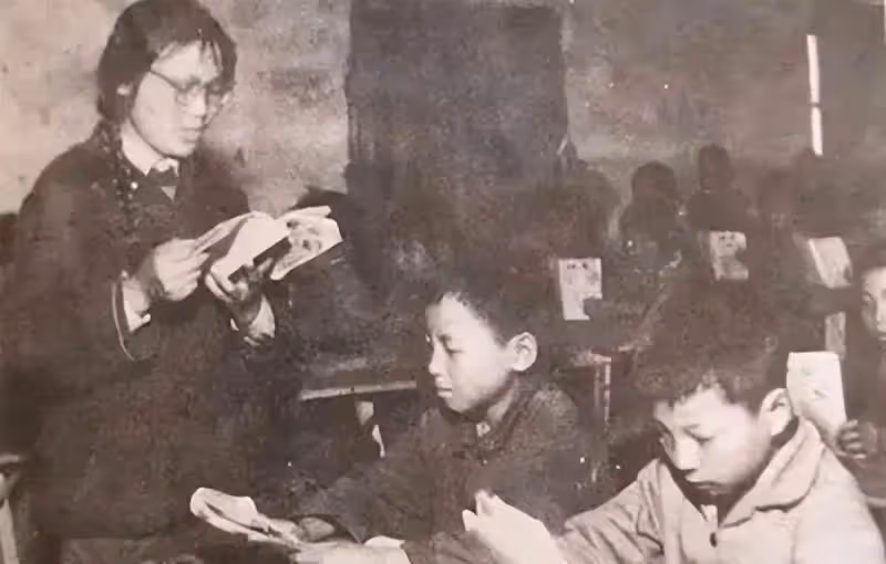 與農村親姐相認,對方一貧如洗,林青霞身家上億卻不幫襯,背後原因曝光,全網暴贊:她真的不簡單