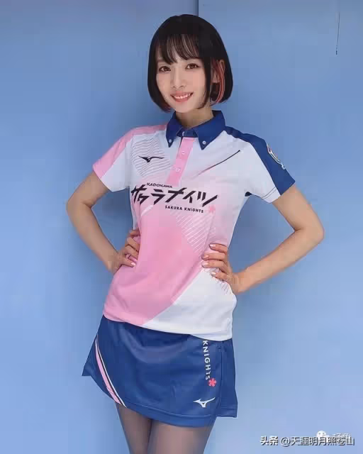 她有著深藏不露的傲人好身材