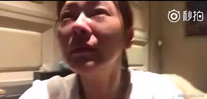小S帶女營業老公卻泡夜店摟美女小S的隱忍被網友說雙標