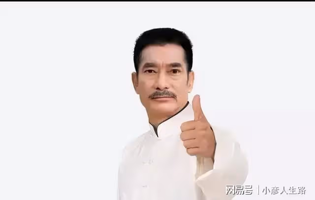 高雄：妻子是武術教練，結婚50多年依舊恩愛如初