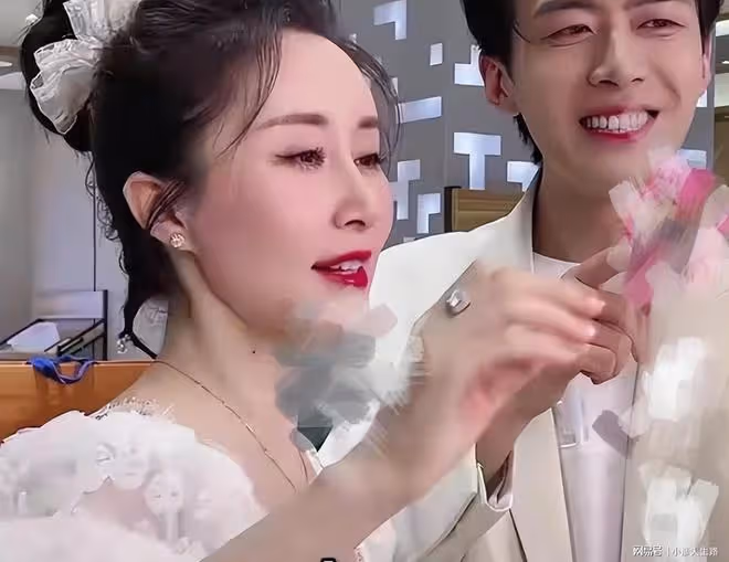 娛樂圈明星紛紛進入直播帶貨撈金,是喜是憂?