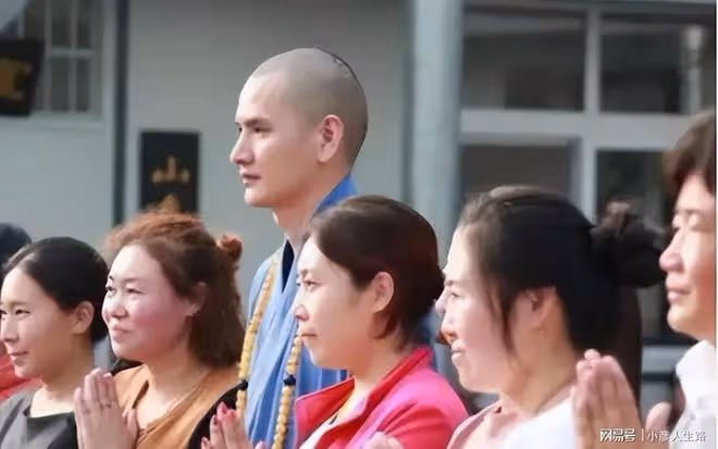 「最帥和尚」釋明心:放棄公務員工作出家為僧,拒絕一眾富婆追求