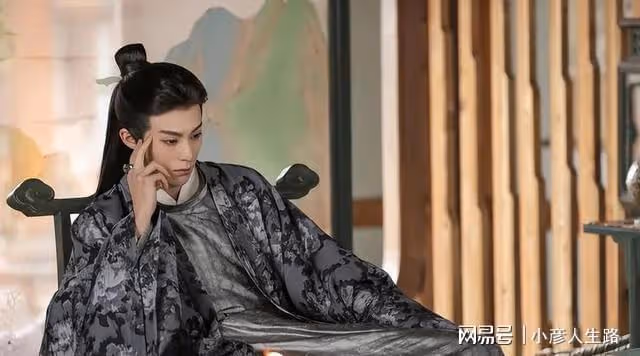 王鶴棣的成功，應該感謝何炅