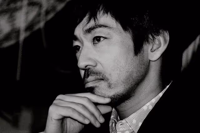 演員香川照之被曝猥褻女性,包廂內將手伸進女方衣服,曾獲影帝!