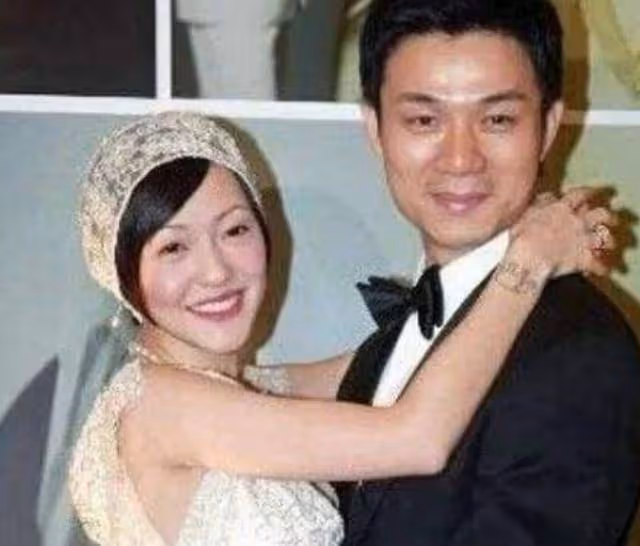 被老公說「噁心」,恩愛的「遮羞布」下,小s的婚姻其實冷暖自知