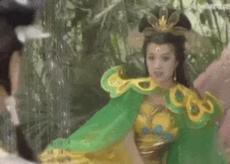 金巧巧：富太太的玫瑰之戰