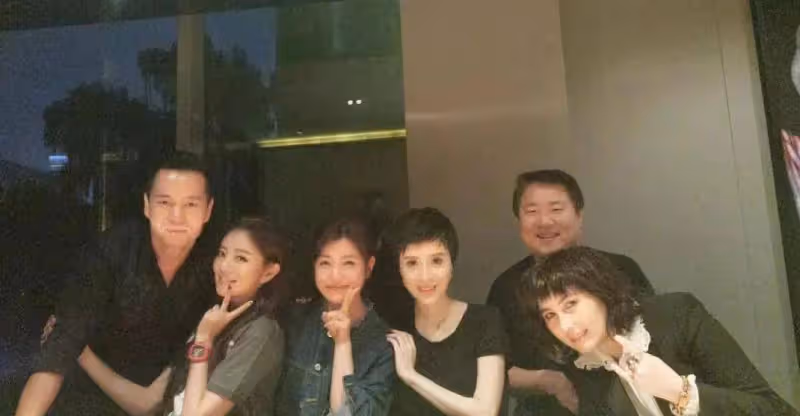 金巧巧：富太太的玫瑰之戰