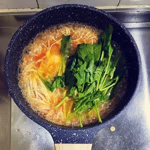 祖傳西紅柿雞蛋掛麵湯