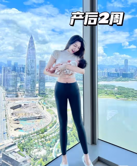 陳佩斯外甥女產後曬美照，住13萬一平深圳海景房，摟戲骨父親甜笑