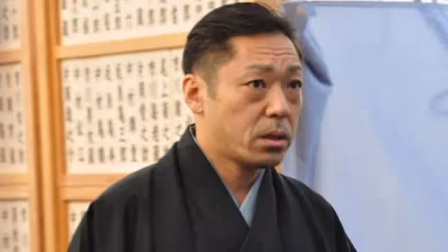 香川照之被曝猥褻女性 當眾將手伸進女方衣服
