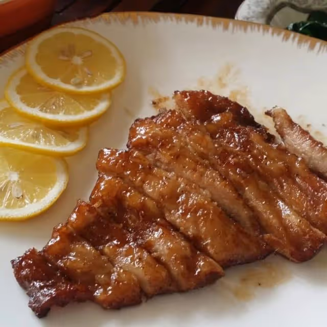 蜜汁烤豬頸肉
