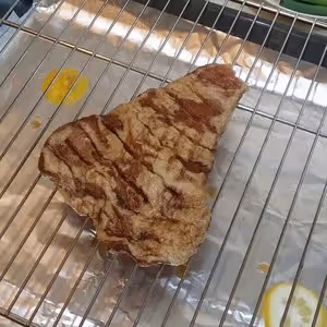 蜜汁烤豬頸肉