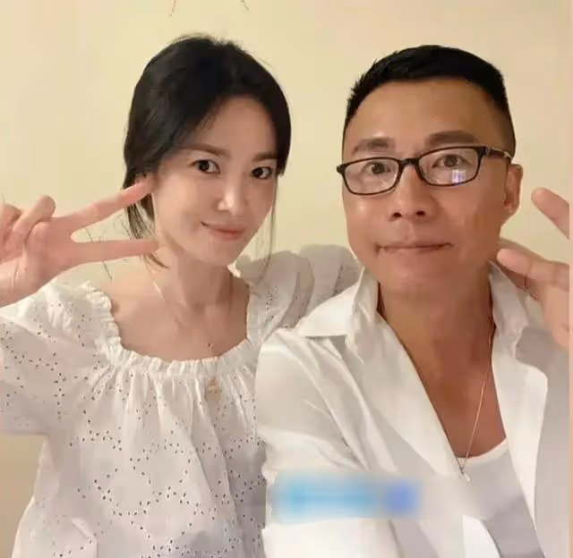 韓國凍齡女神宋慧喬登上熱搜榜，離婚原因被曝光，和財閥有關？