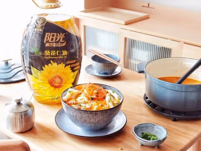 鮮掉眉毛的梭子蟹年糕湯