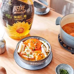 鮮掉眉毛的梭子蟹年糕湯