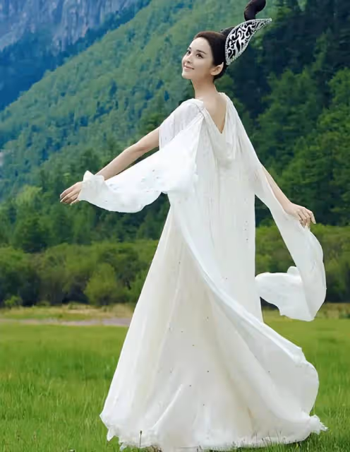 古力娜扎的「混亂情史」,和她背後的5個富二代男友