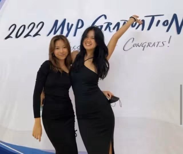 亭亭玉立!吳君如16歲女兒罕見公開露面,穿弔帶背心女人味十足