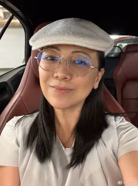 TVB前當家花旦罕見直播!被指撞臉鄭裕玲,本人稱都是濾鏡惹的禍