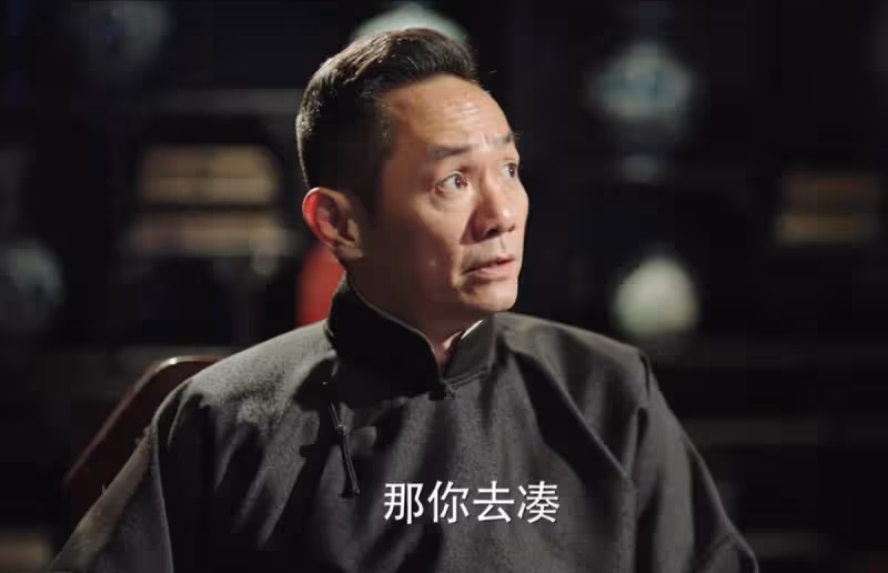 賣血為母親送葬，最窮時他撿剩菜吃，女友患癌沒錢醫治懷中逝世，40歲苦盡甘來逆襲成影帝