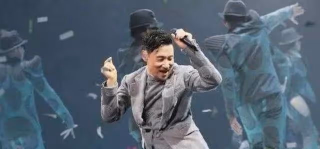 以為自己很紅，跑到鳥巢開演唱會，結果演唱會結束欠下千萬債務