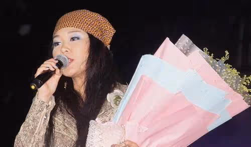她曾是歌壇天后,卻被兩個男友逼成「精神病」,今46歲已無人問津
