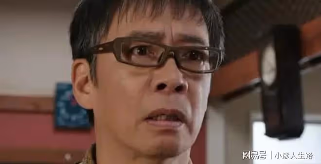 62歲阿姨花800萬整容,交120位男友詐騙27億,逃亡不忘包養小鮮肉