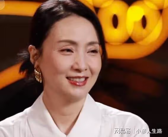 小陶虹稱和徐崢經濟AA制,拒絕對方給生活費!但出去吃必須男人付