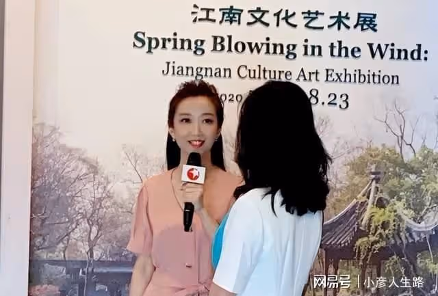 東方衛視女主持人王爽把涪陵讀錯,並且錯報時間,觀眾打電話投訴