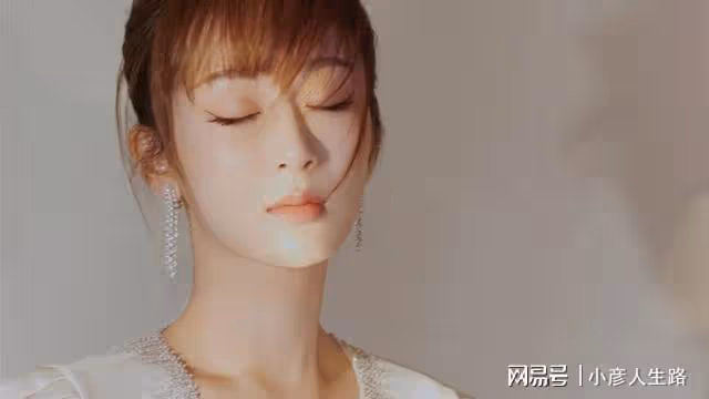 楊紫新代言開啟預熱，代言品牌讓人驚訝，曾被黑粉嘲笑商業價值低