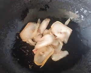 豬骨頭燴酸菜(內蒙古巴彥淖爾特色菜)