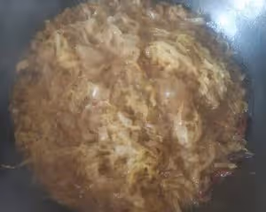 豬骨頭燴酸菜(內蒙古巴彥淖爾特色菜)