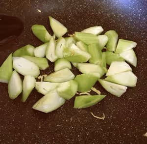 絲瓜蛤蜊湯——太太樂鮮雞汁快手菜