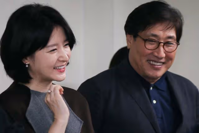 李英愛：貧家女嫁豪門一夜坐擁百億，韓美兩國財閥都不敢惹她！