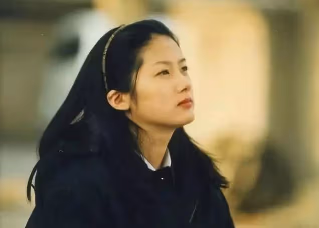 李英愛：貧家女嫁豪門一夜坐擁百億，韓美兩國財閥都不敢惹她！