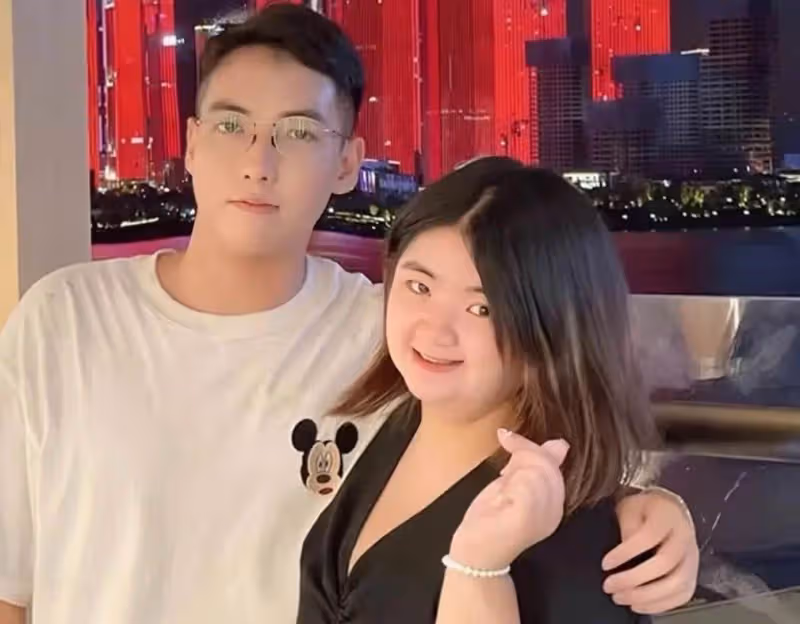 胡慧中女兒官宣戀情,三天就分手引熱議,男友遭起底,被嘲靠女友生活