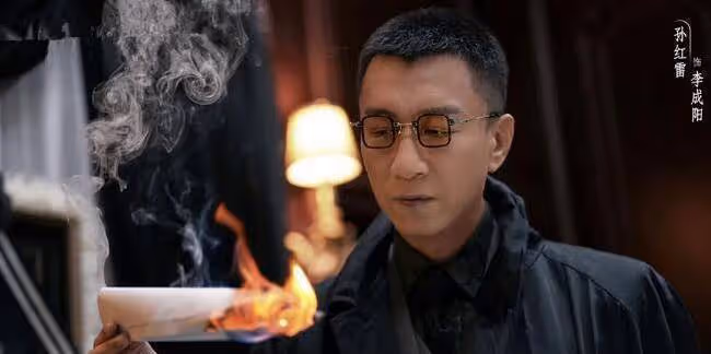 《掃黑風暴》收視爆紅，用孫紅雷非運氣，趙寶剛直言評價很中肯