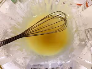 水浴法六寸戚風蛋糕【解決烤箱溫度不准等問題】
