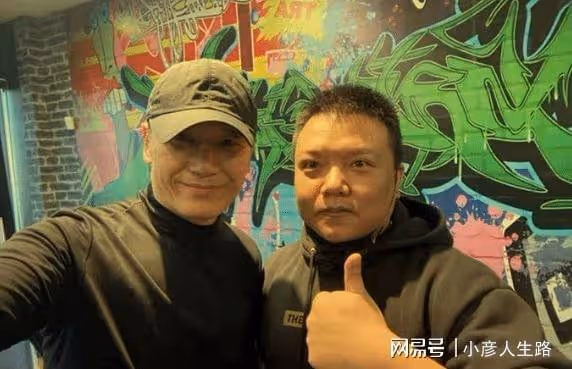 60歲戚美珍定居加拿大好瀟灑!攜老公與徐靜蕾聚會,顏值仍顯凍齡