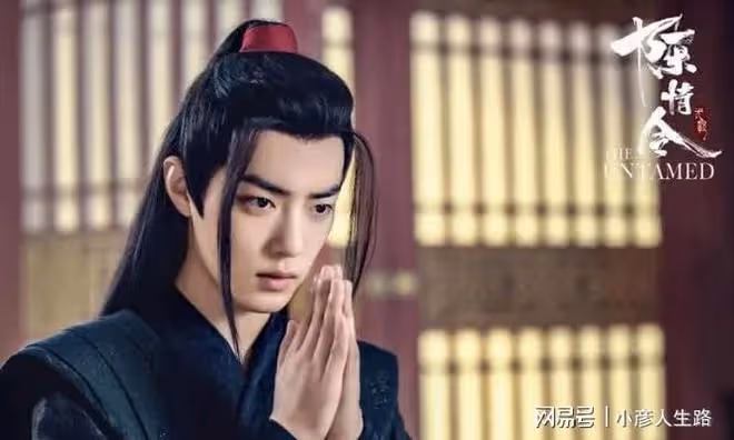 又一位一夜爆紅的男星?王鶴棣私生活被扒,與女友親密照也沒落下