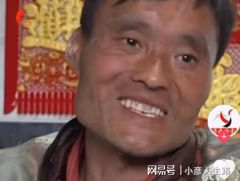 拉麵哥自嘆沒本事，妻子帶貨虧5W，透露直播被打壓，直言太丟人了