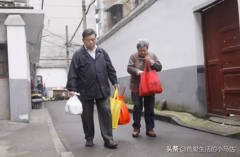 70歲大爺勸告:「再婚找老伴」需要談好這3件事 「婚後的生活」才會幸福長久