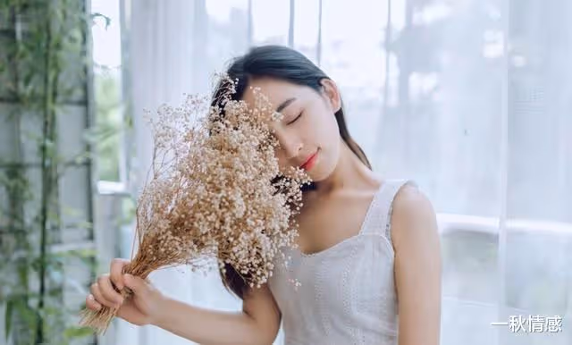 七夕前天見家長,准婆婆給個紅包,回家後:謝謝你媽的1塊分手費