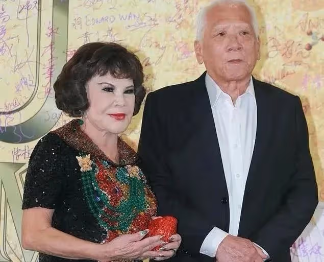 被封傳奇女星！她19歲成小三「為豪門生6胎」　被拋棄後癡迷整容「全臉被毀」：花800萬為自己辦葬禮