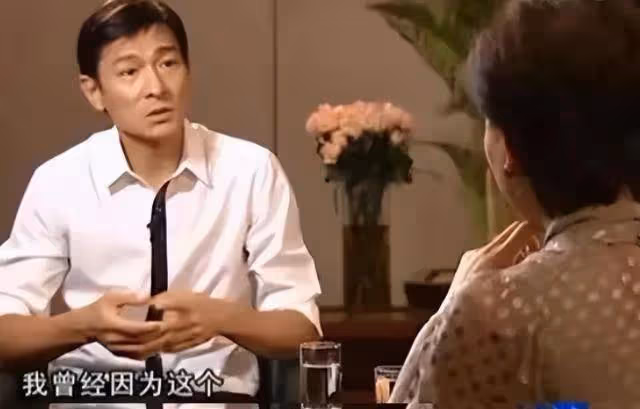 瘋狂追星：為見劉德華逼父親賣腎跳海，花兩千萬請陳冠希拍愛情片